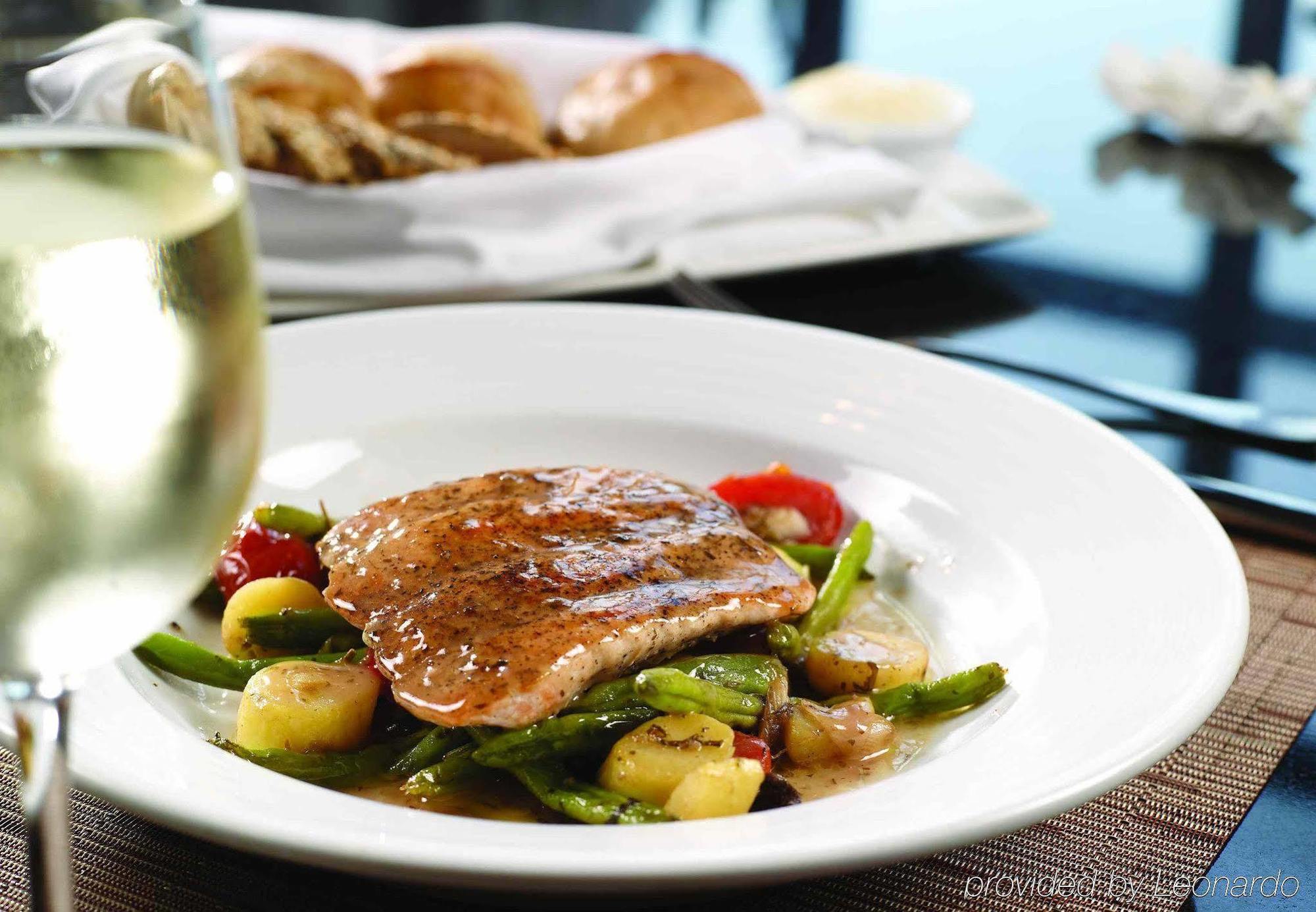 Atlanta Marriott Suites Midtown Ngoại thất bức ảnh
